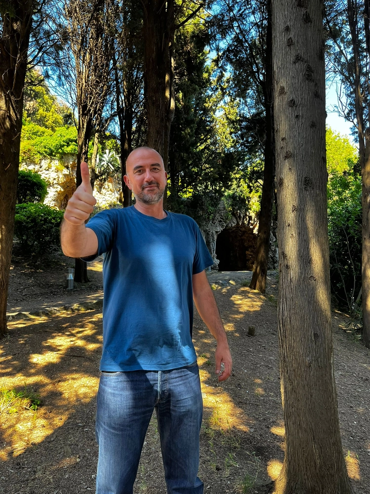 Tour Leader Celestino - Scomfort Zone