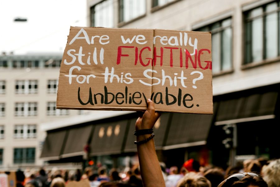 perchè il mondo protesta||